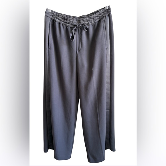 Banana Republic Pants - Banana Republic - High Rise Wide Leg Draw String Pants - Size 12 Short - Gray